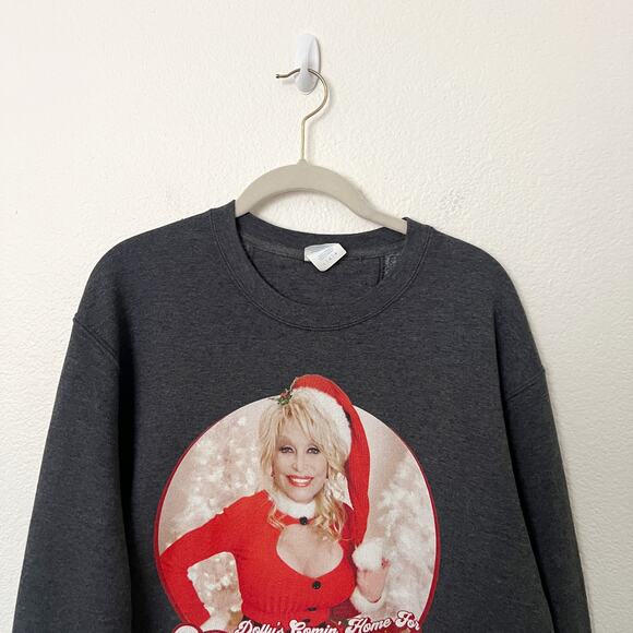 [Dolly Parton] Gray Comin' Home for Christmas Crew Neck Sweatshirt Size Large L - Picture 3 of 10